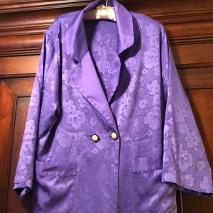 Vintage Victoria’s Secret purple “Gold Label” Robe, size Med